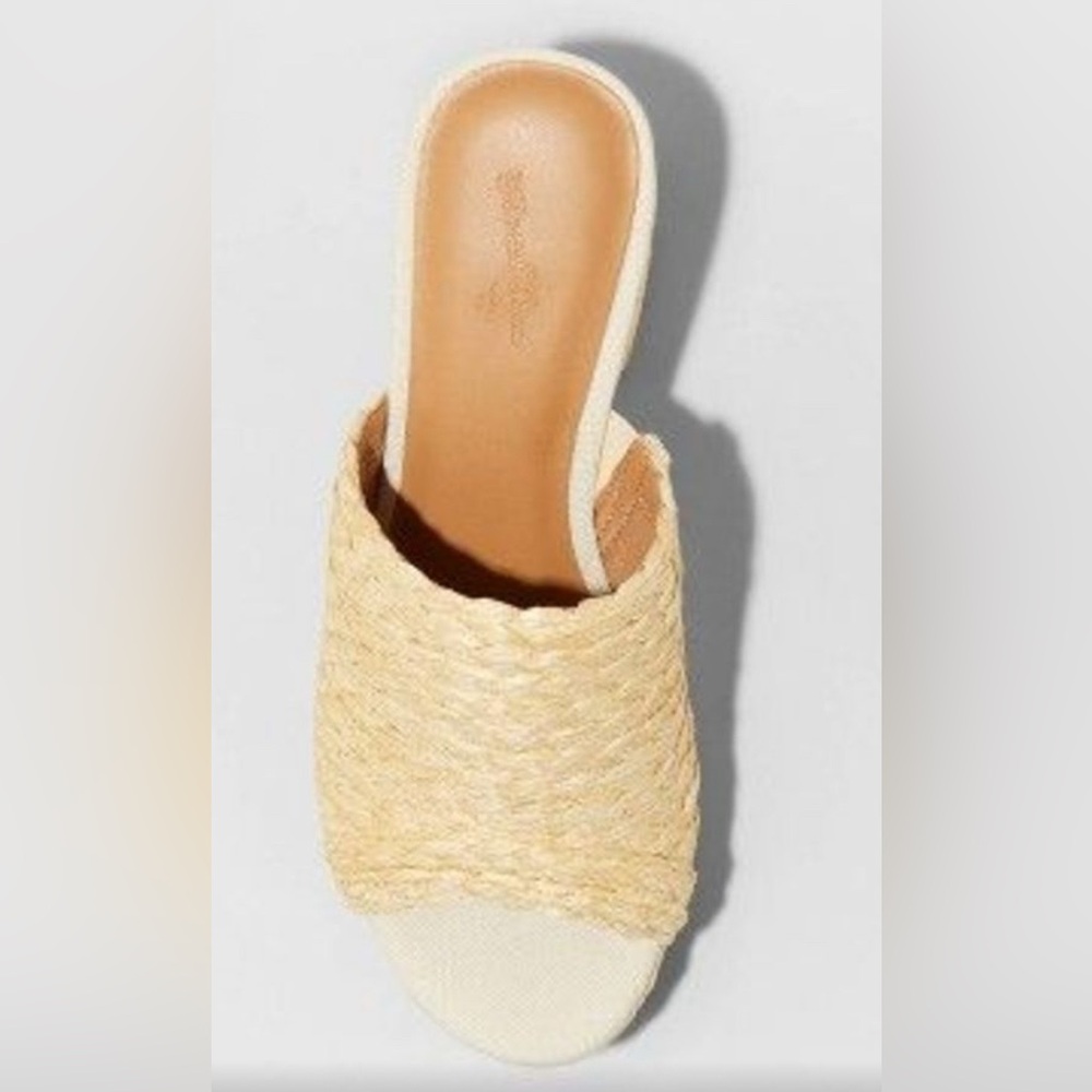 Universal Thread Nessa Rafia Platform Heels - Picture 2 of 7